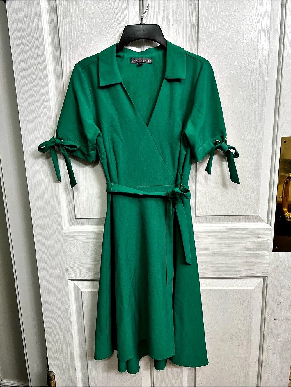 Sharagano Green Wrap Midi Dress Size 6 Like New